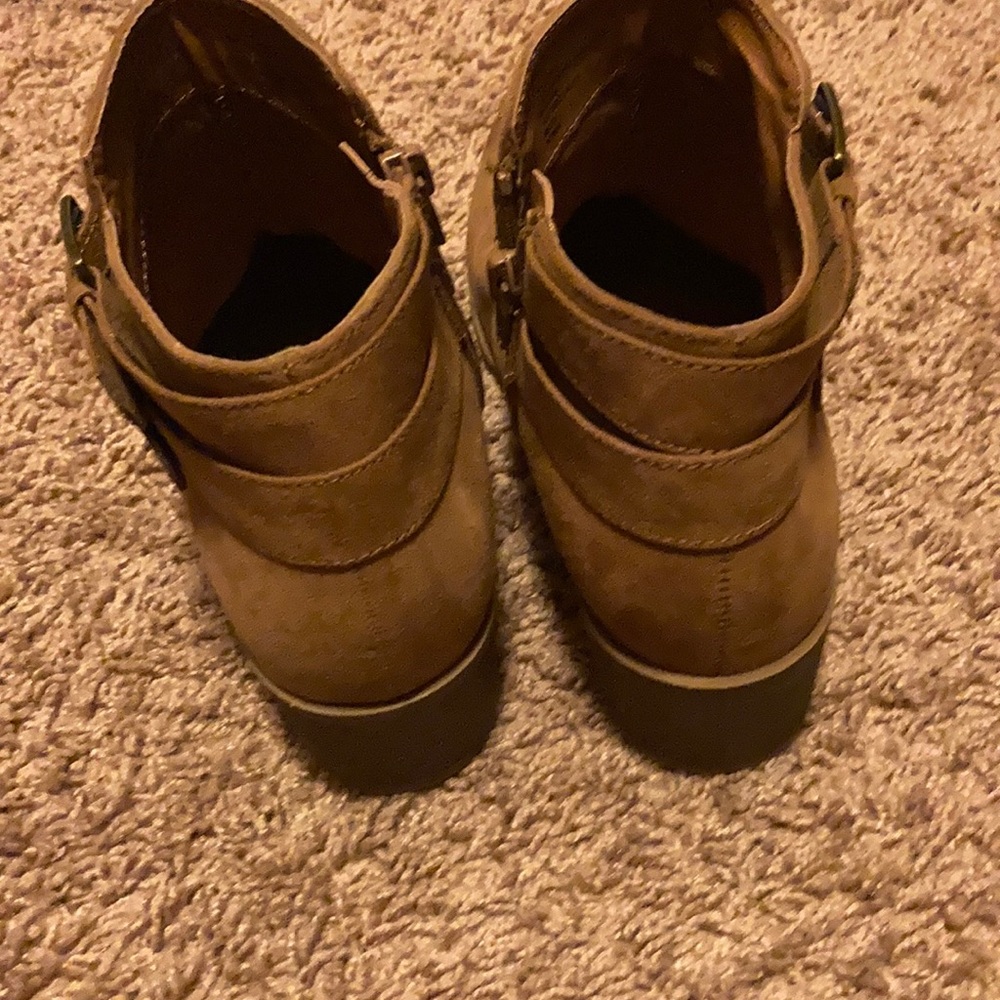 boots - Picture 5 of 6